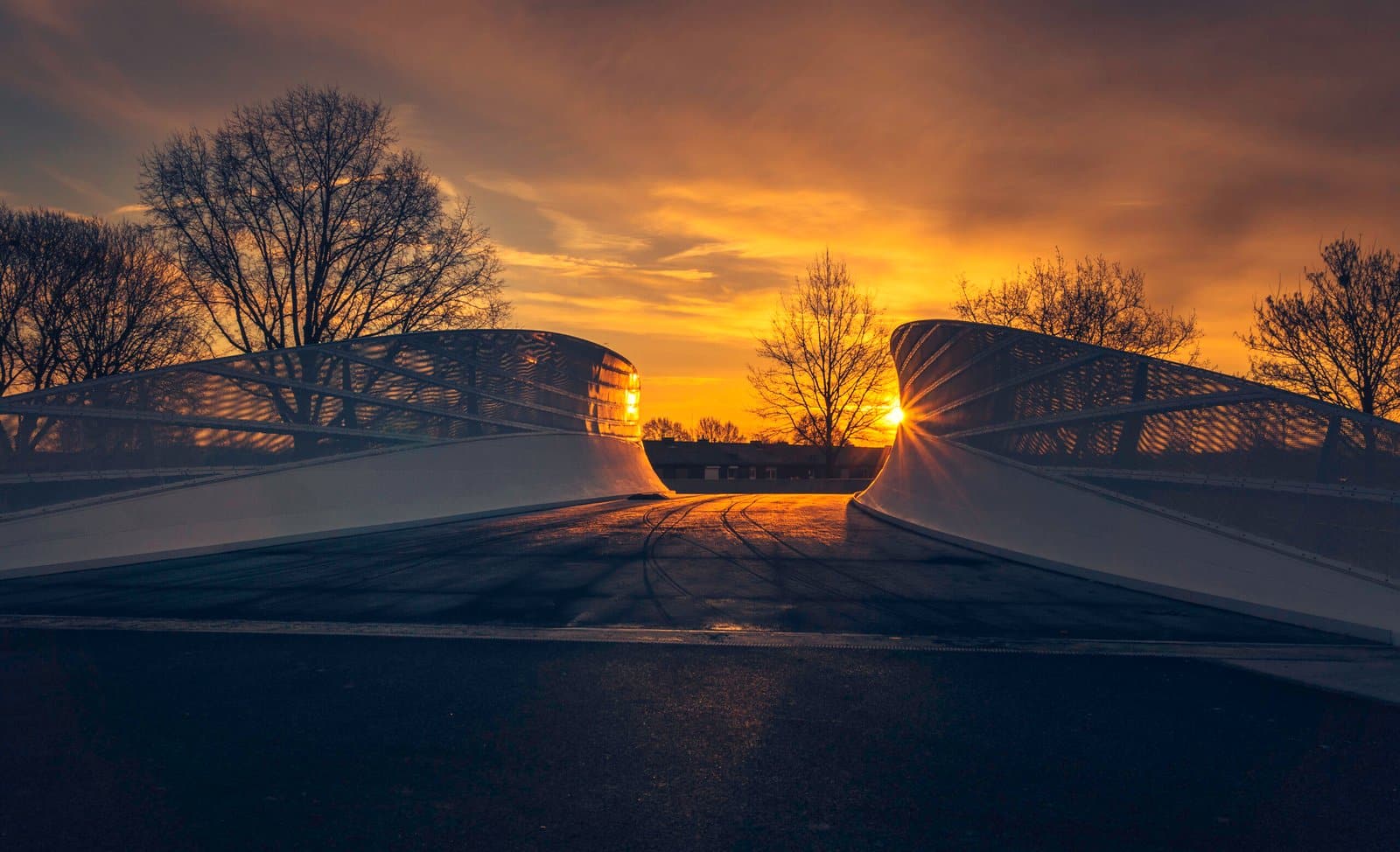 144 Bridge Over To Sanderbout
