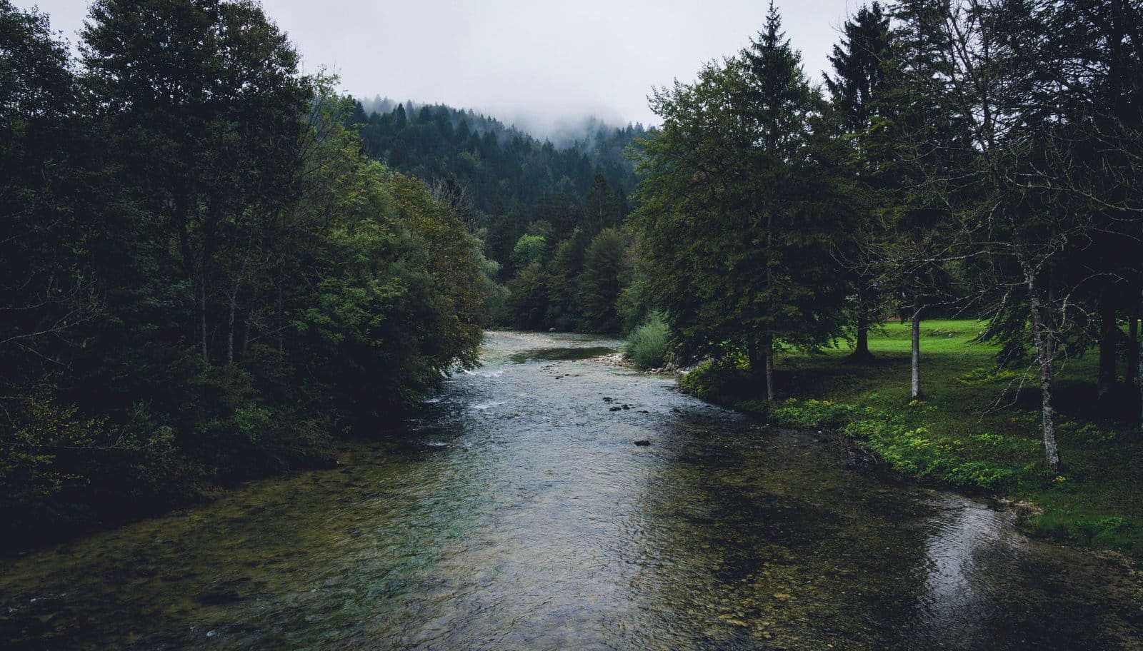 By the river + Lightroom Preset